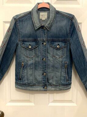 American Eagle Outfitters Denim Jacket with Stars on the Sleeves•Sz. S•Like New